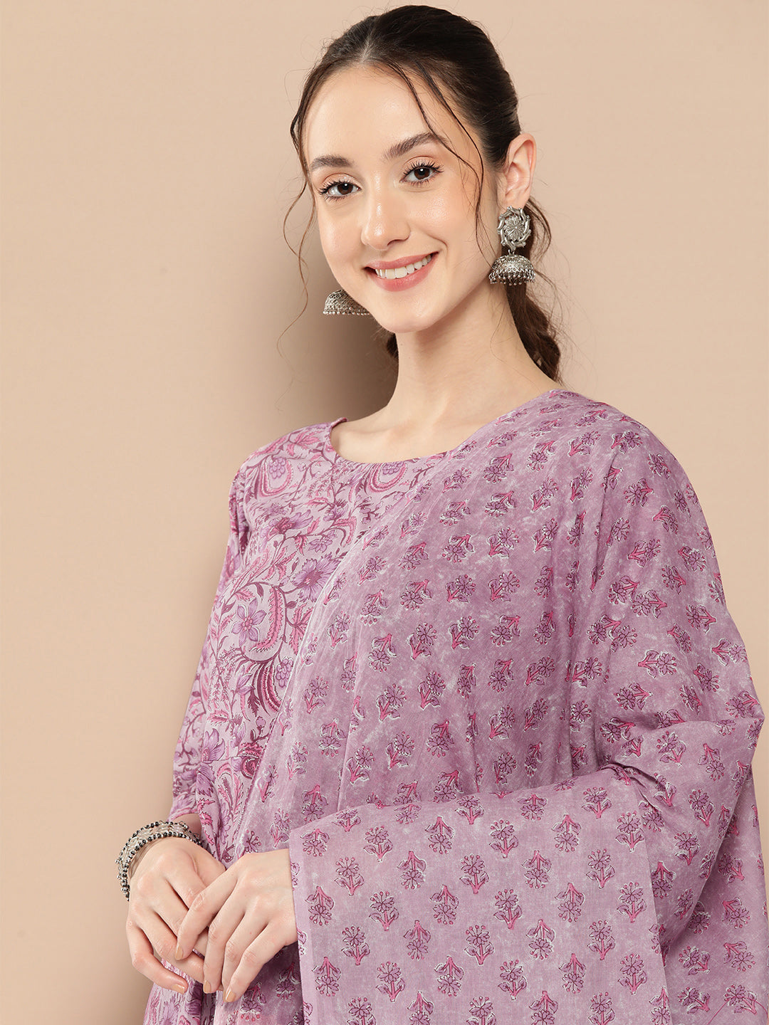 Women's Lavender Floral Printed Kurta With Trouser And Dupatta - Nayo Clothing