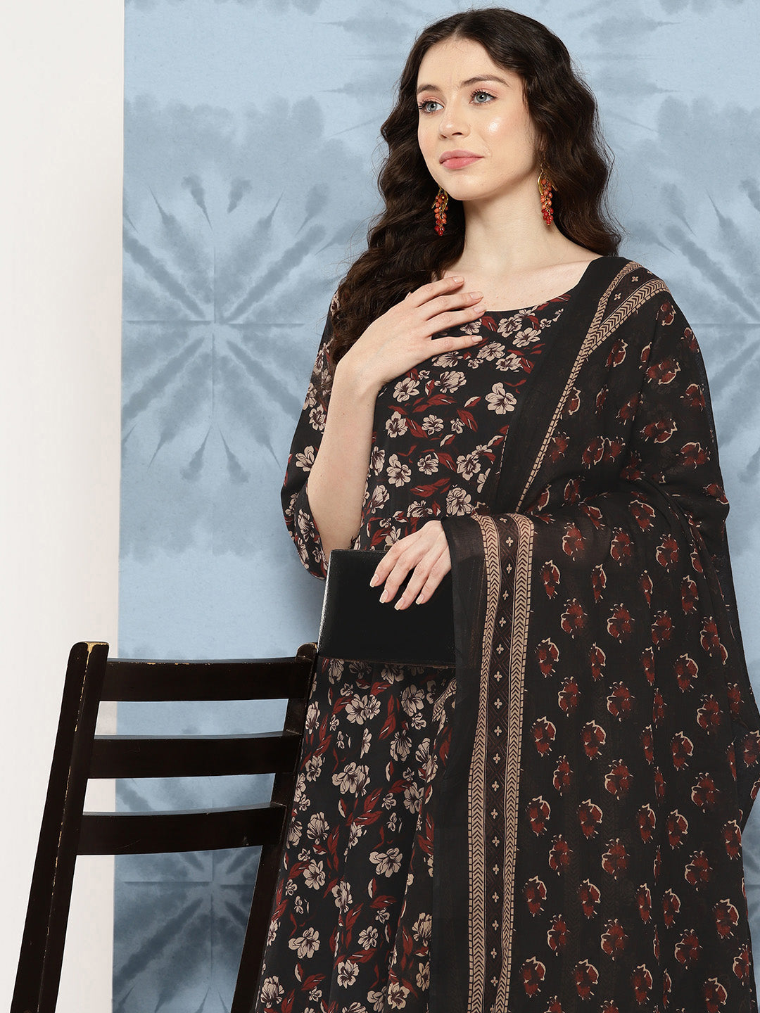 Women's Black Floral Printed Flared Kurta With Trouser And Dupatta - Nayo Clothing