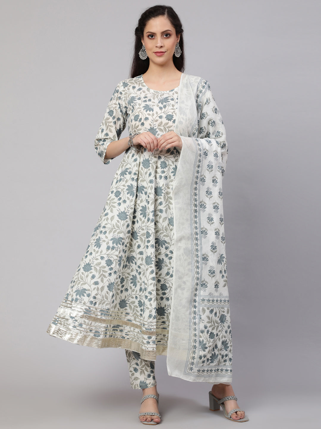 Women's Off-White Floral Printed Flared Kurta With Trouser And Dupatta - Nayo Clothing