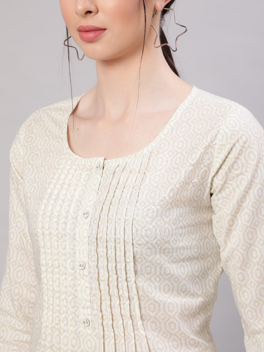 Women's Cream Printed Straight Tunic With Three Quaretr Sleeves - Nayo Clothing