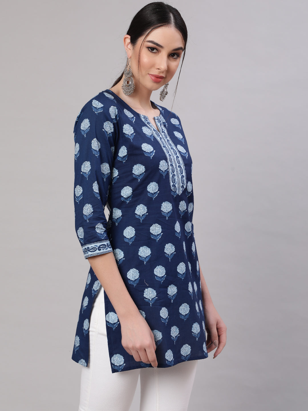 Women's Blue Straight Tunic With Three Quaretr Sleeves - Nayo Clothing