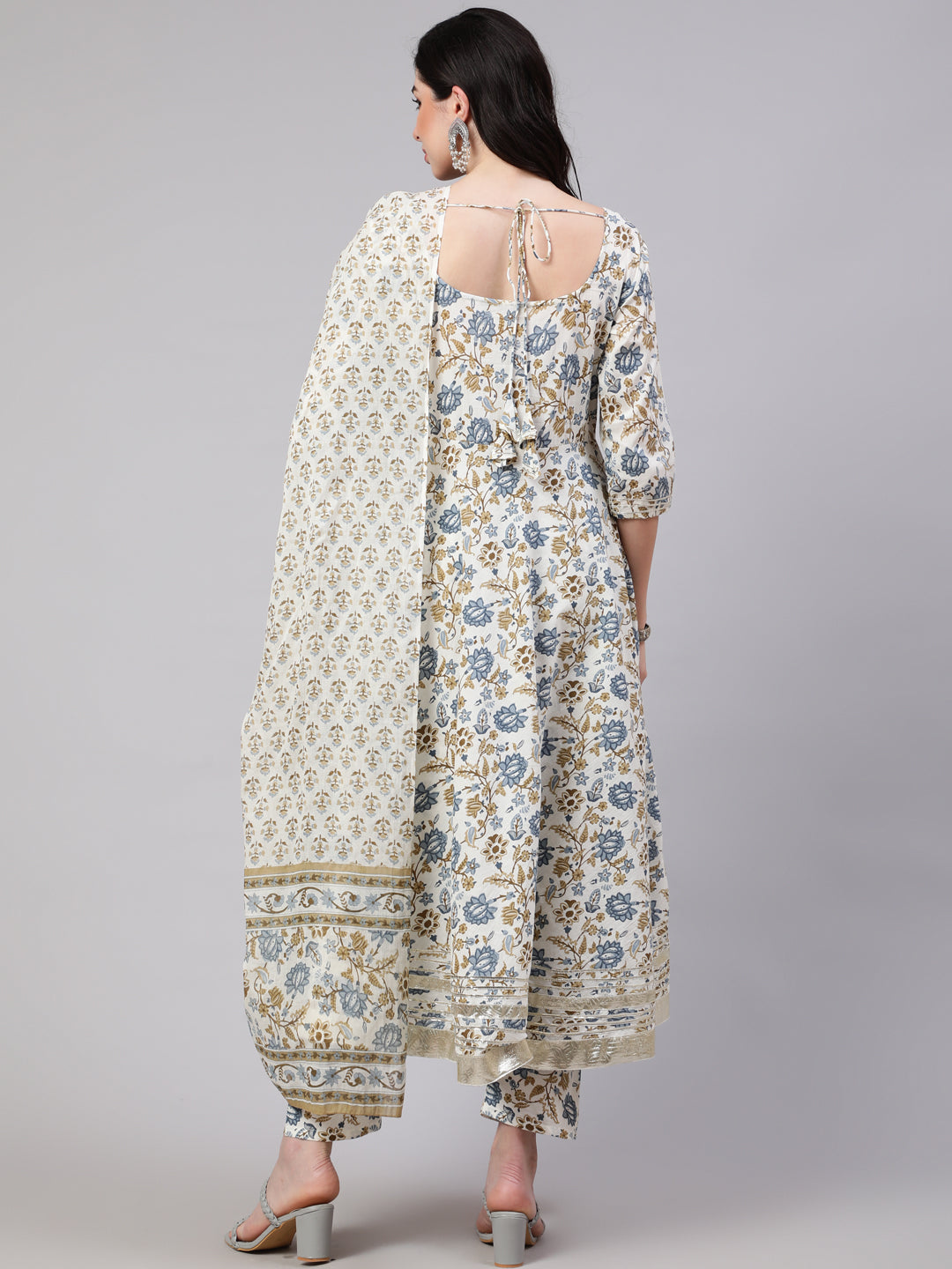 Women's Off-White Floral Printed Flared Kurta With Trouser And Dupatta - Nayo Clothing