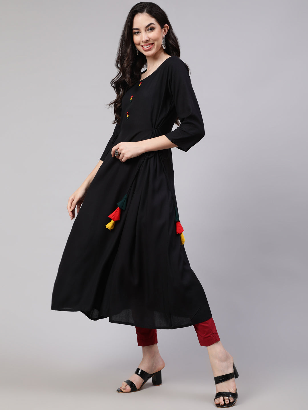 Women's Black A-line Kurta With Three Quarter Sleeves - Nayo Clothing