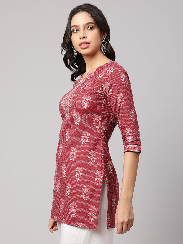 Women's Mauve Straight Tunic With Three Quaretr Sleeves
