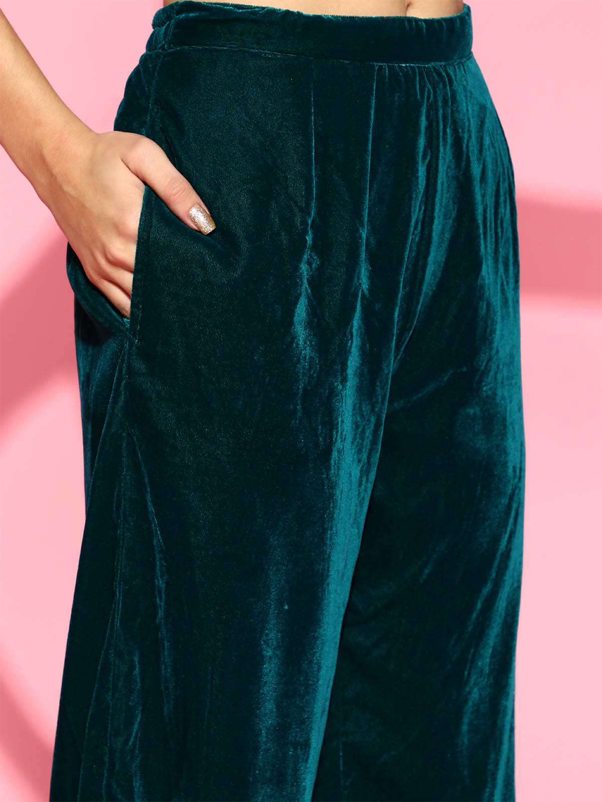 Women's Green Velvet Embroidered Straight Kurta Trouser With Dupatta Set - Odette