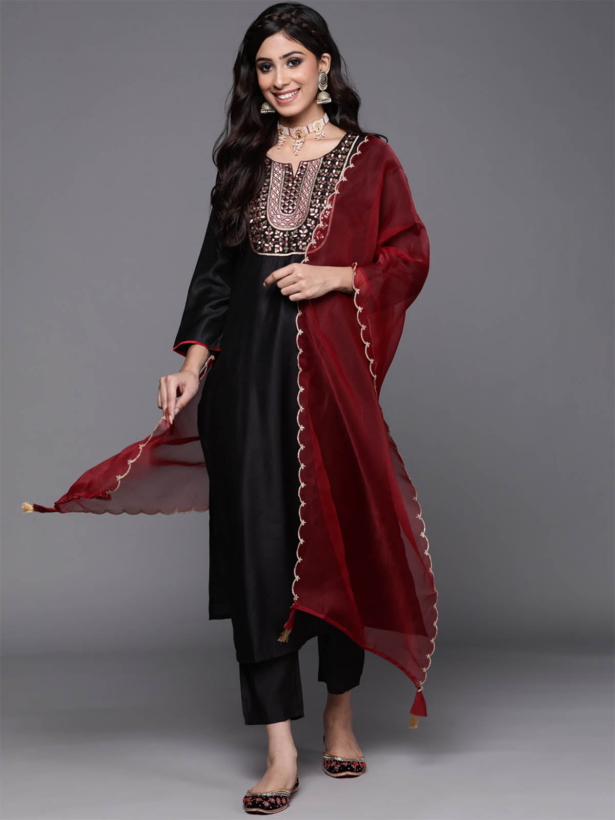 Women's Black Embroidered Straight Kurta Trousers With Dupatta Set - Odette