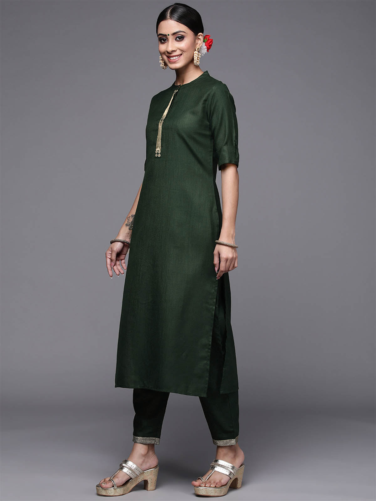 Women's Green Solid Straight Kurta Trouser With Dupatta Set - Odette