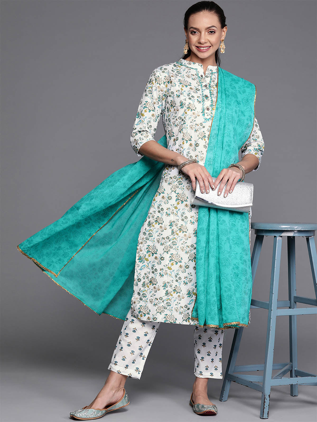 Women's Sea Green Floral Printed Straight Kurta Trouser With Dupatta Set - Odette