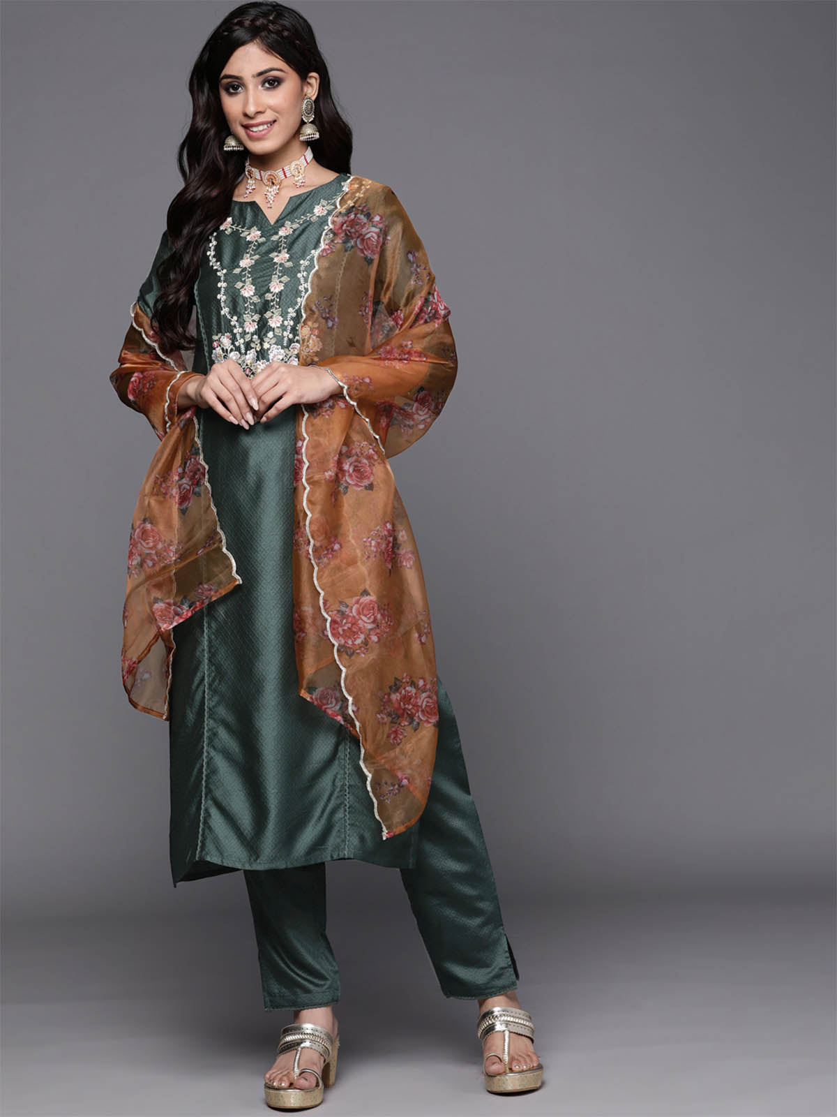 Women's Green Embroidered Straight Kurta Trousers With Dupatta Set - Odette