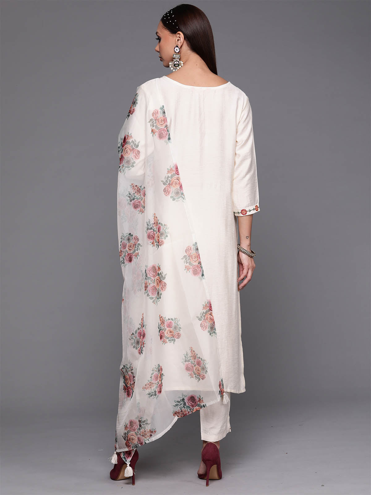 Women's Off White Floral Embroidered Straight Kurta Trouser With Dupatta Set - Odette