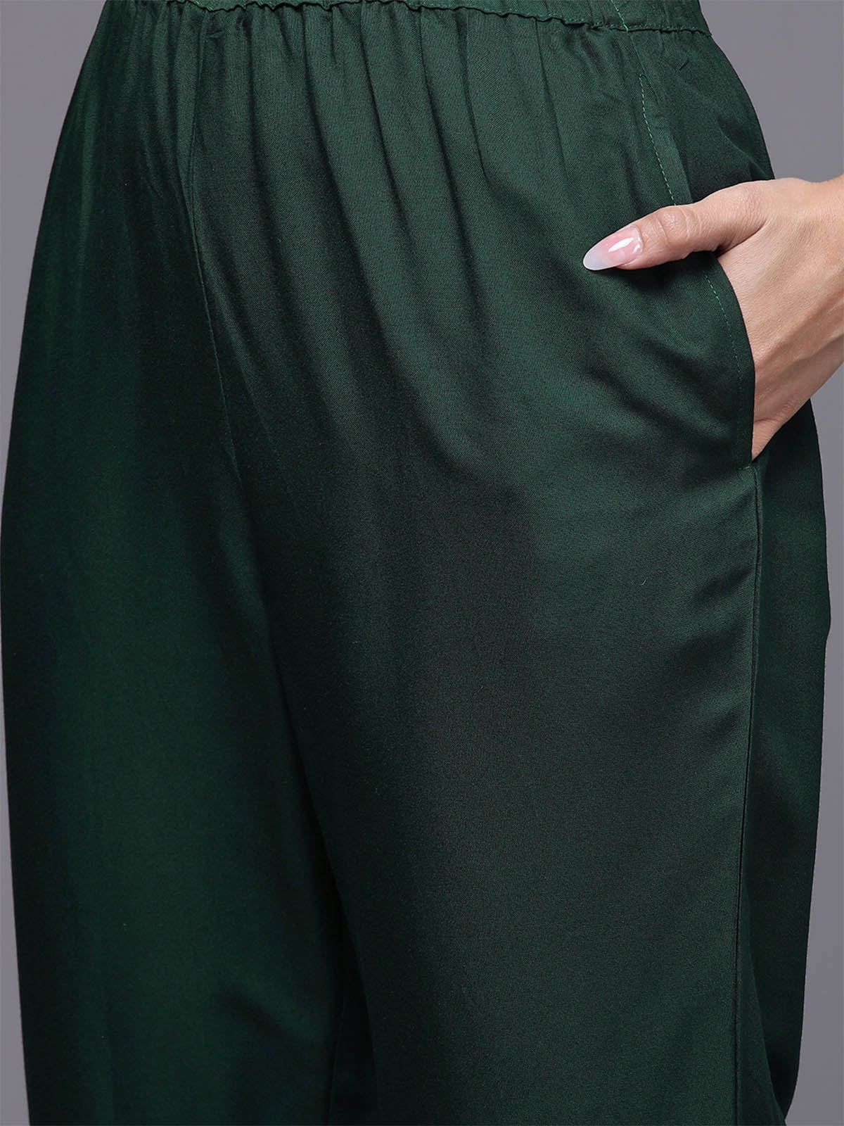 Women's Bottle Green Embroidered Straight Kurta With Trouser Set - Odette