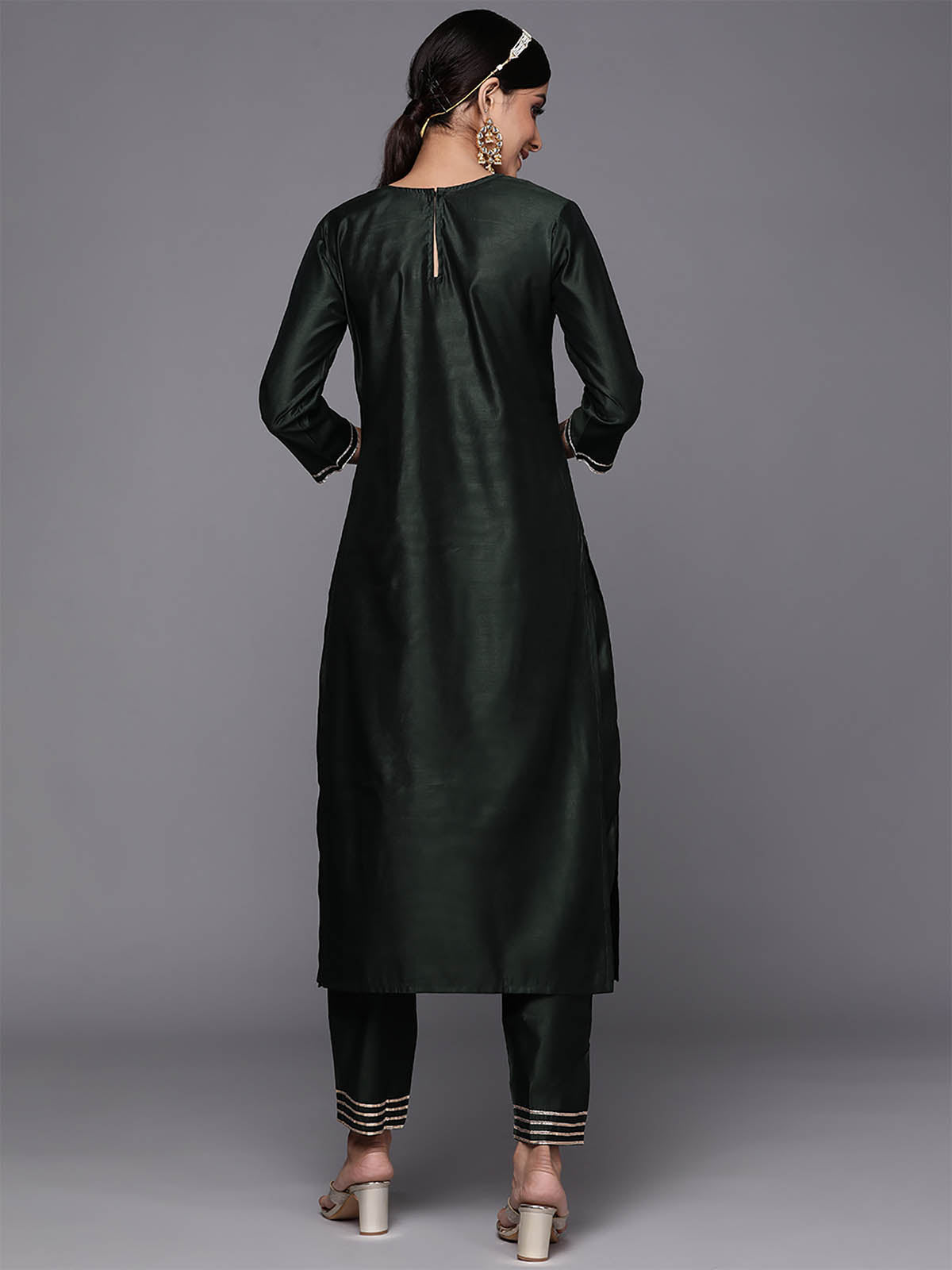 Women's Green Embroidred Straight Kurta Trouser  Set - Odette