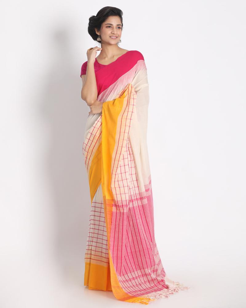 Women's Ganga Jamuna Taitai Border Off White Handloom Cotton Saree - Angoshobha