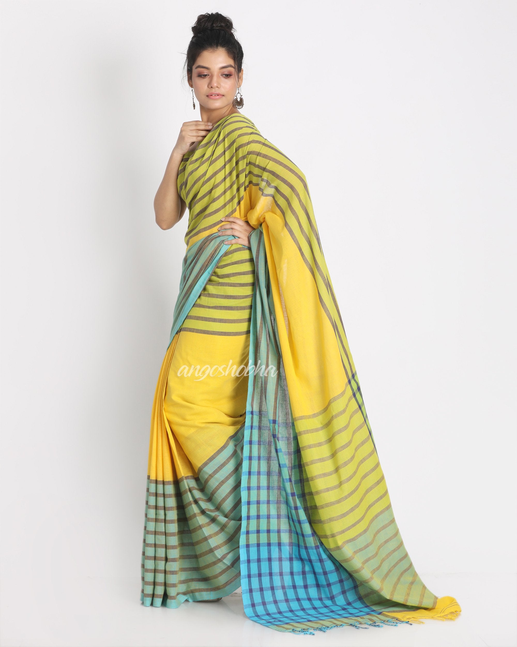 Women's Multicolor Handwoven Cotton Saree - Angoshobha