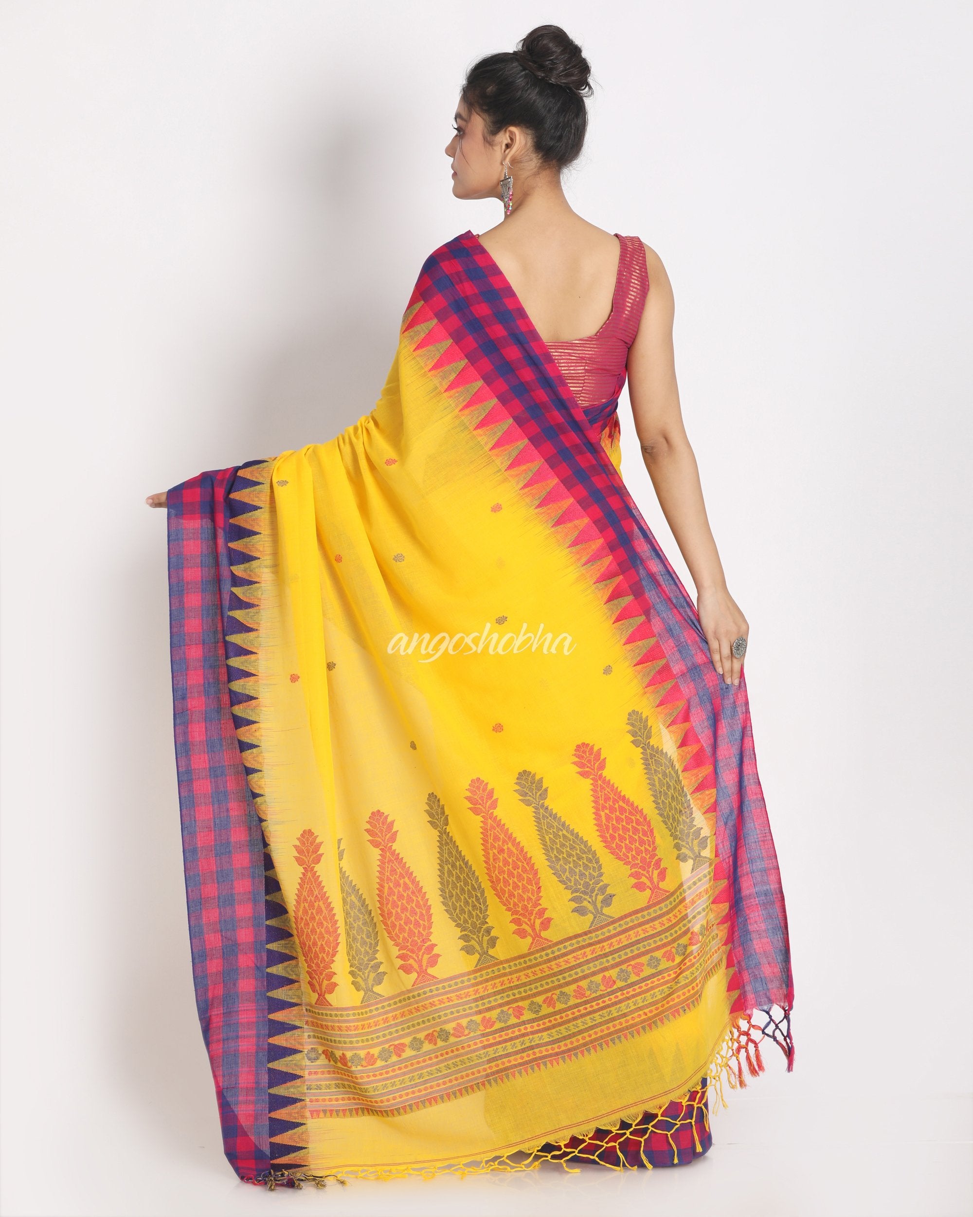 Women's Temple Design Khadi Cotton Yellow Handloom Saree Geometric Work Pallu - Angoshobha