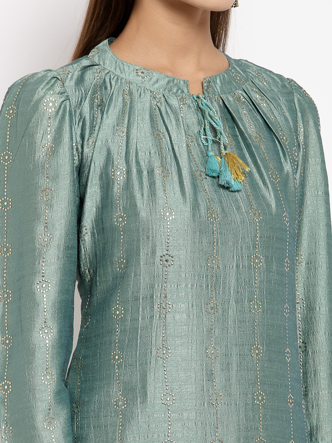 Women's Green Silk Solid Full Sleeve Round Neck Casual Kurta - Myshka