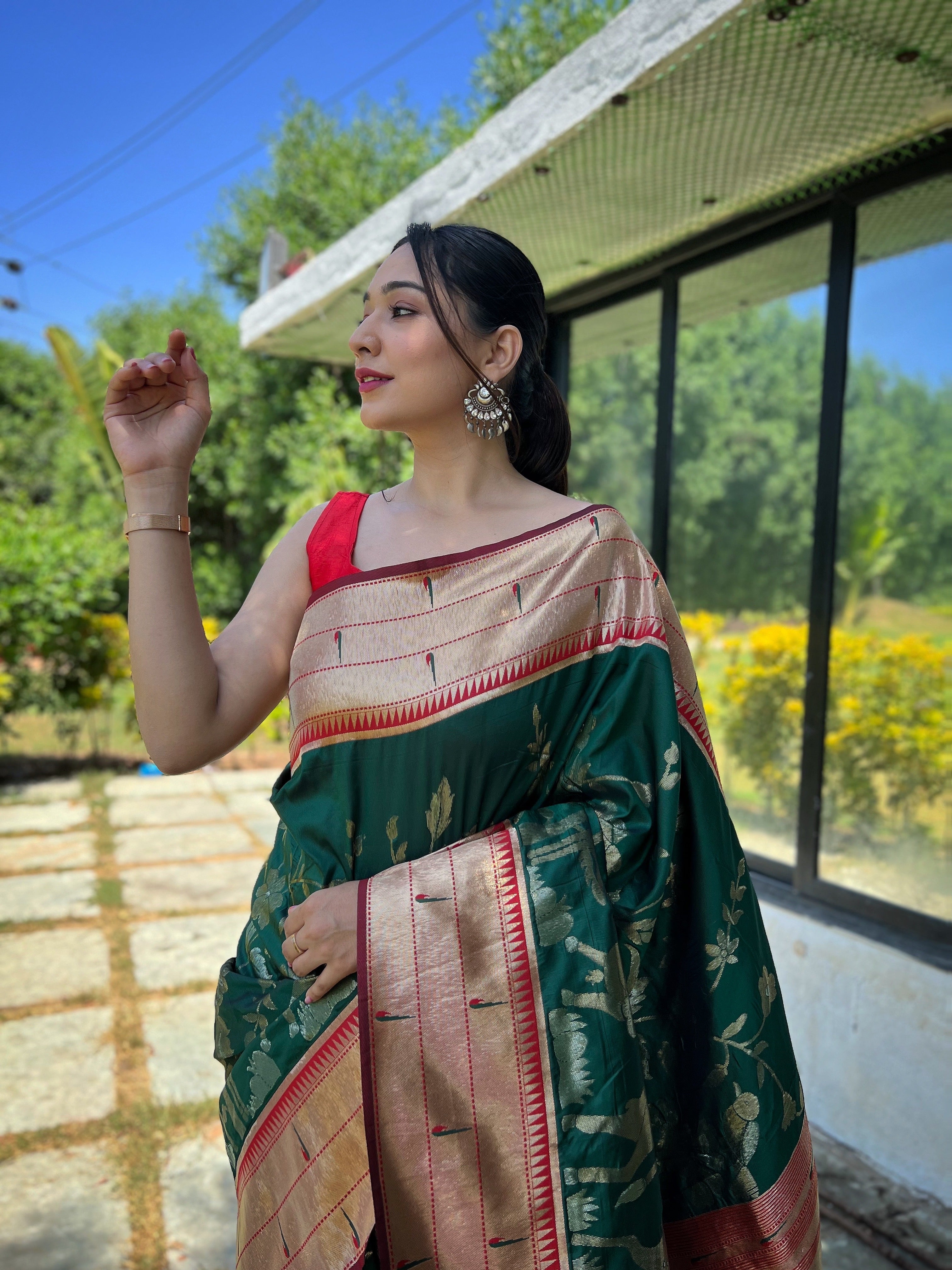 Women's Dark Green Gauri Paithani Silk Pichwai Woven Saree - TASARIKA