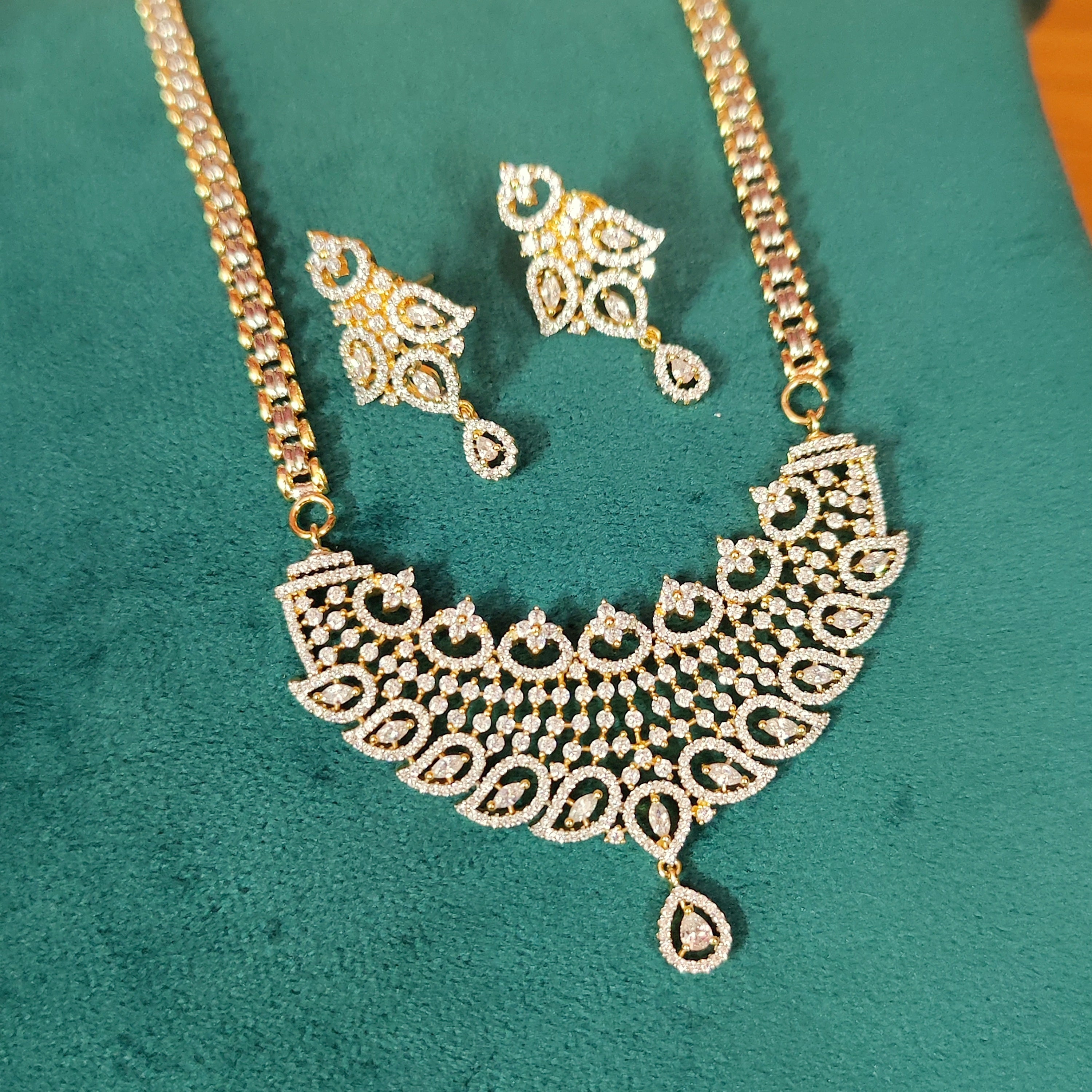 Women 's Real Diamond Pattern Chain Mangalsutra/Pendant Set  - Sanvi Jewels
