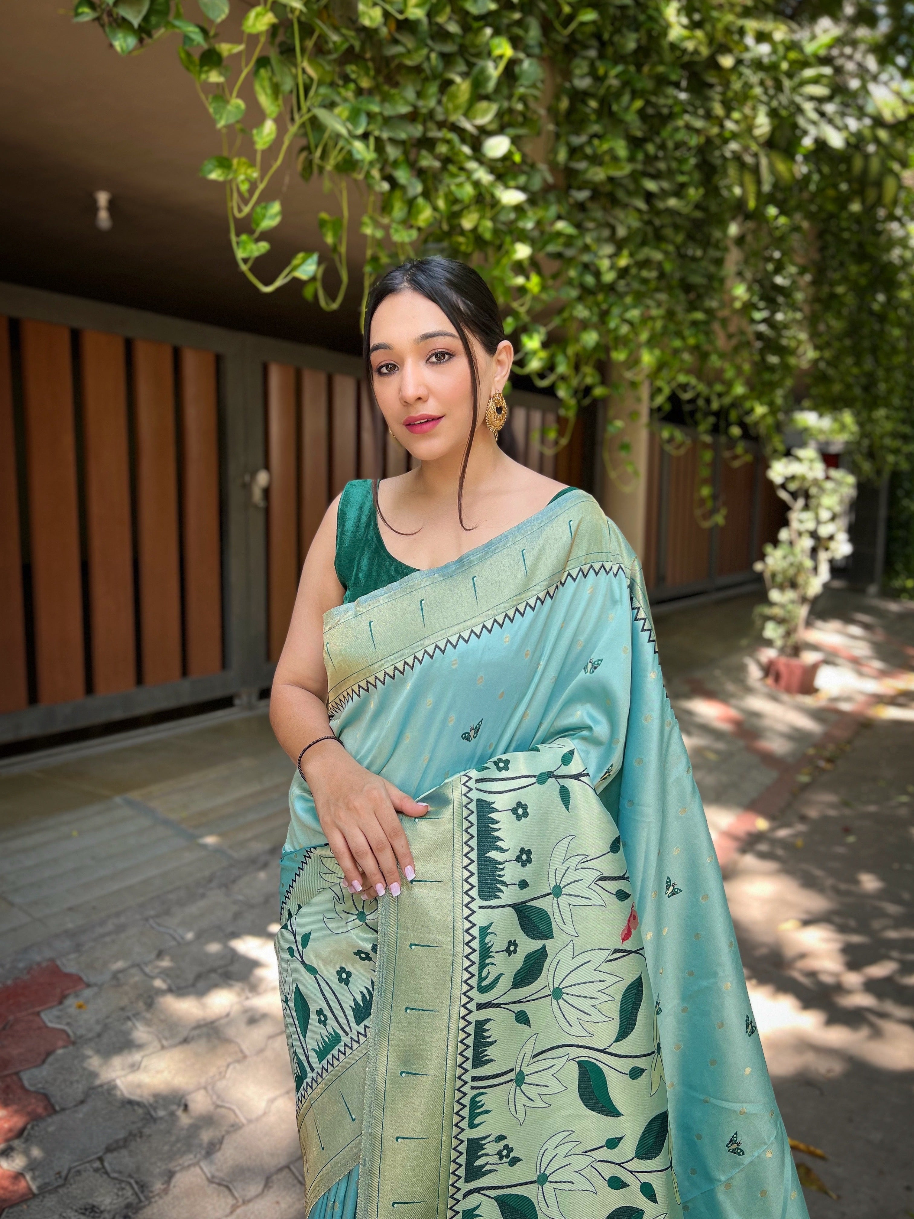 Women's Cloudy Blue Titli Royal Paithani Silk Zari Woven Saree - TASARIKA