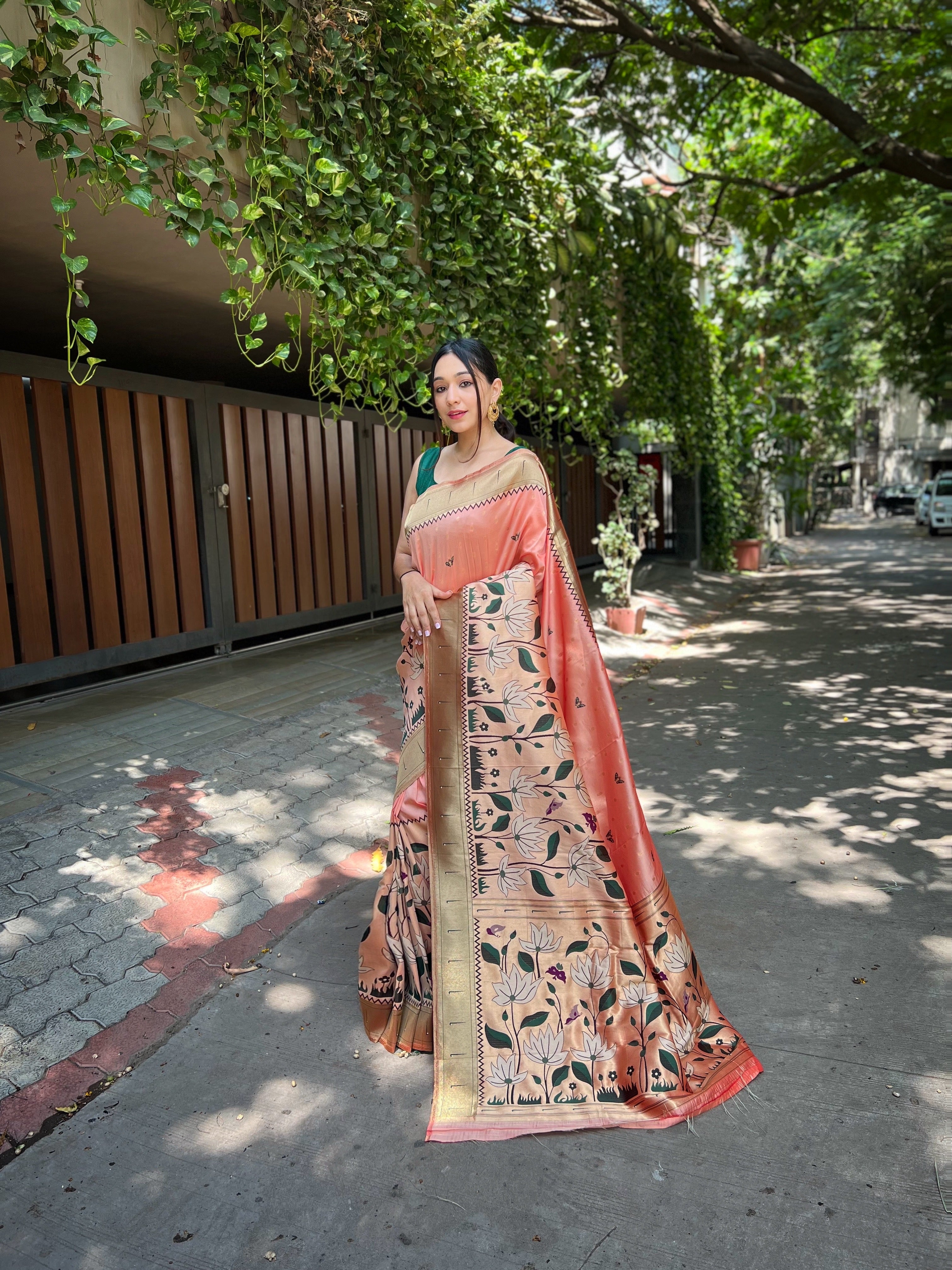 Women's Peach Titli Royal Paithani Silk Zari Woven Saree - TASARIKA