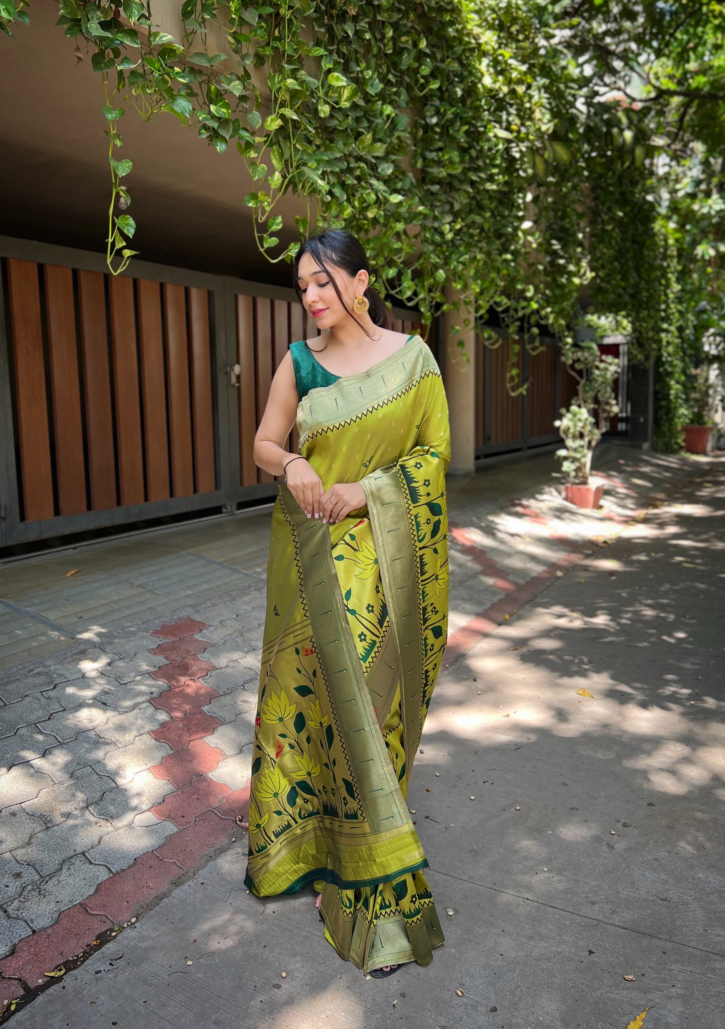 Women's Avocado Green Titli Royal Paithani Silk Zari Woven Saree - TASARIKA