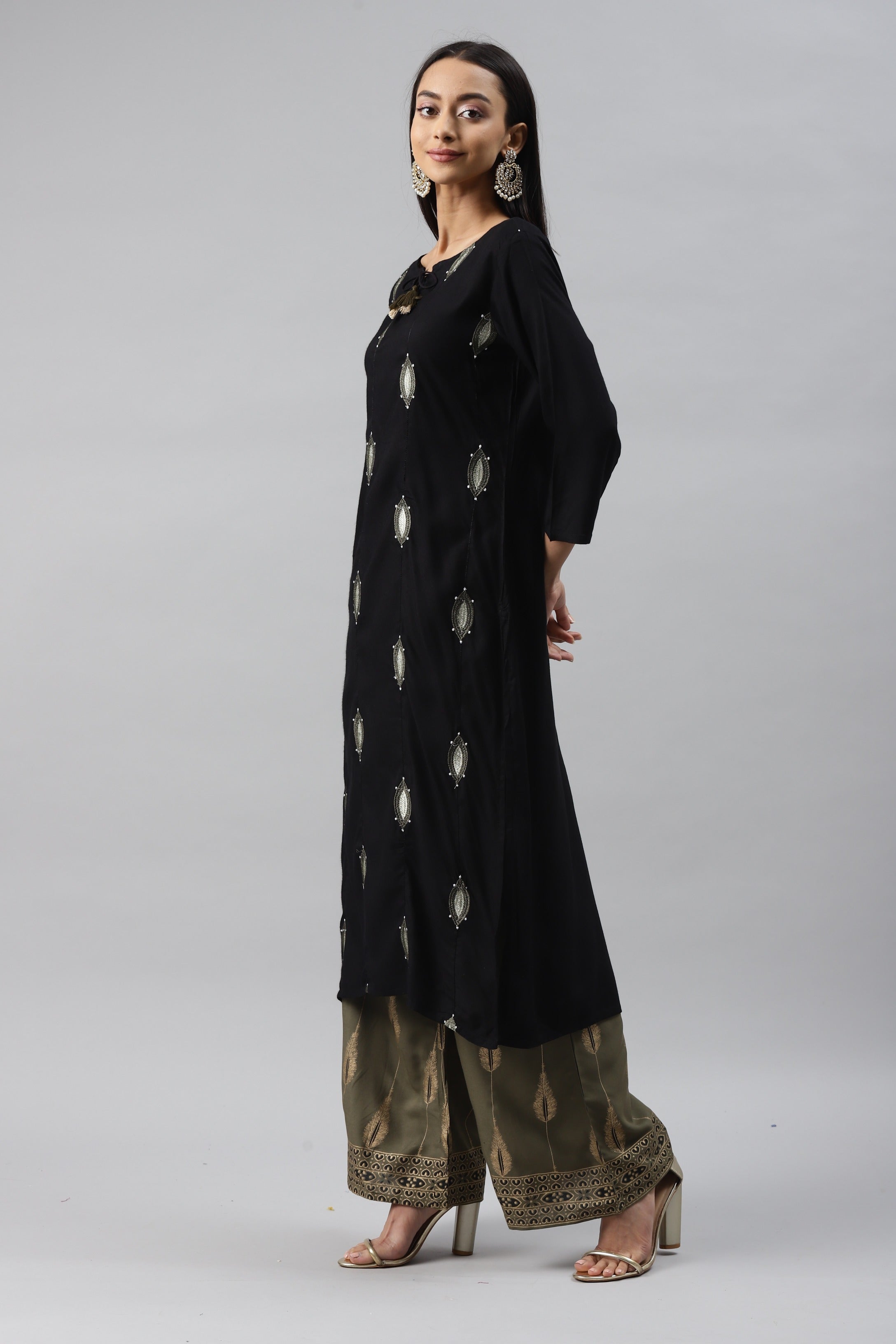Women's Black and Green Ethnic Motifs Panelled Kurta with Trousers and Dupatta - Meeranshi