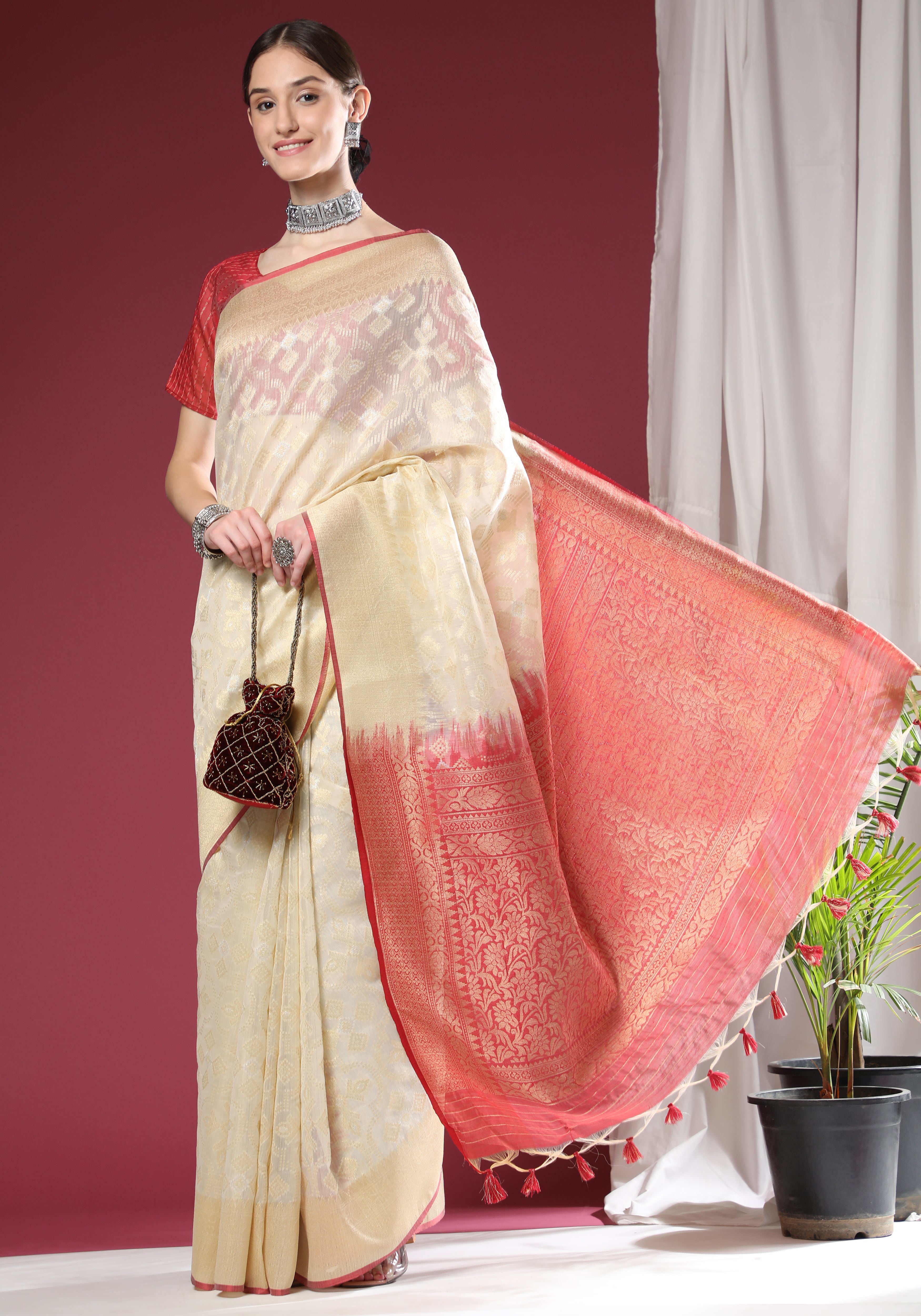 Women's Off White Woven Soft Organza Silk Saree With Tassels - Vishnu Weaves