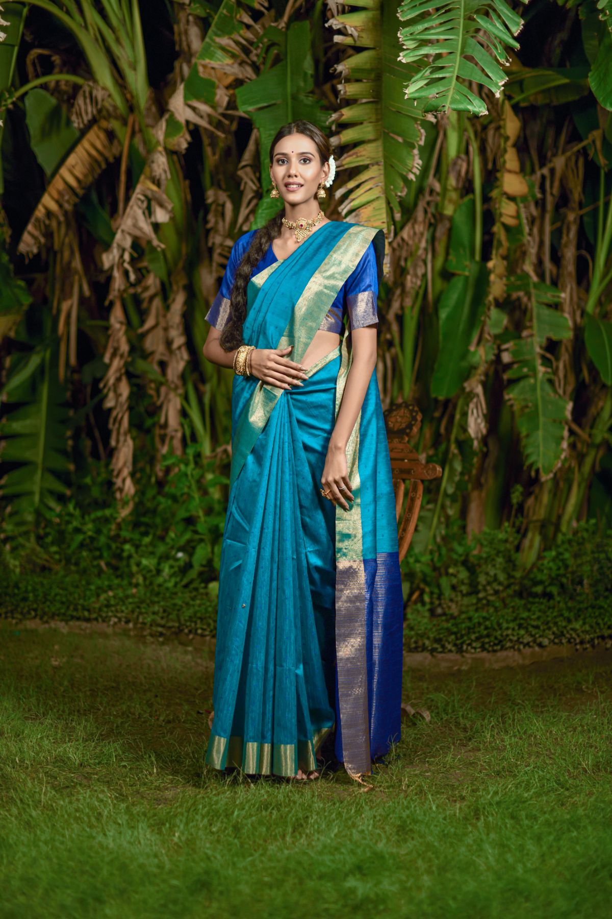 Women's Blue Bandhani Woven Raw Silk Saree with Tassels - Vishnu Weaves