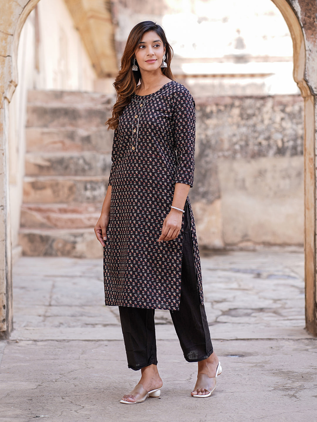 Women's Black Pure Cotton Kurta - Jaitpuriya Fashion