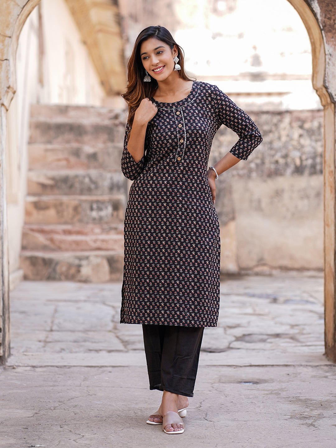 Women's Black Pure Cotton Kurta - Jaitpuriya Fashion