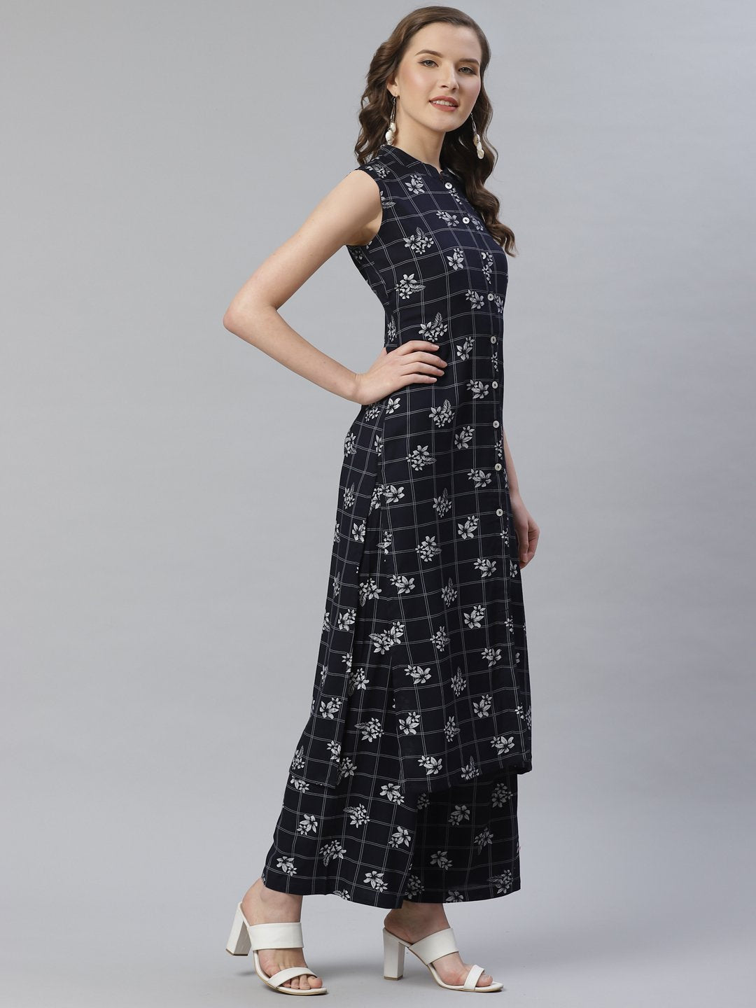 Women's Black & White Floral Printed Kurta with Palazzos - Jompers