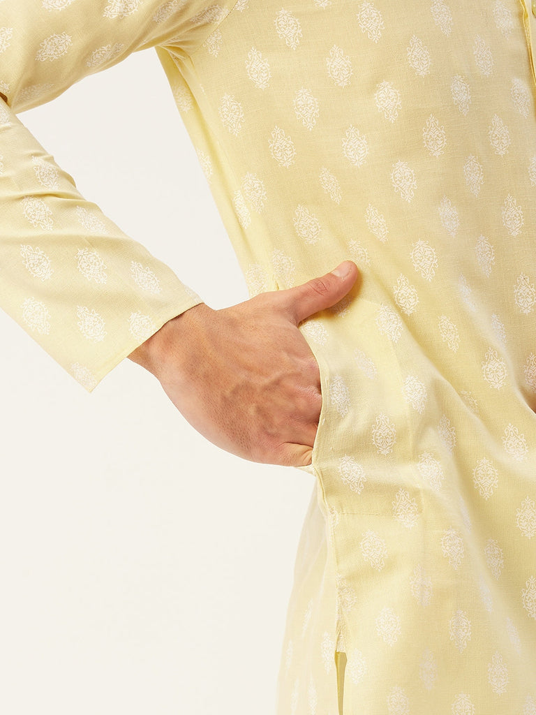 Men's Yellow Cotton Floral printed kurta Pyjama Set ( JOKP 650 Yellow )
