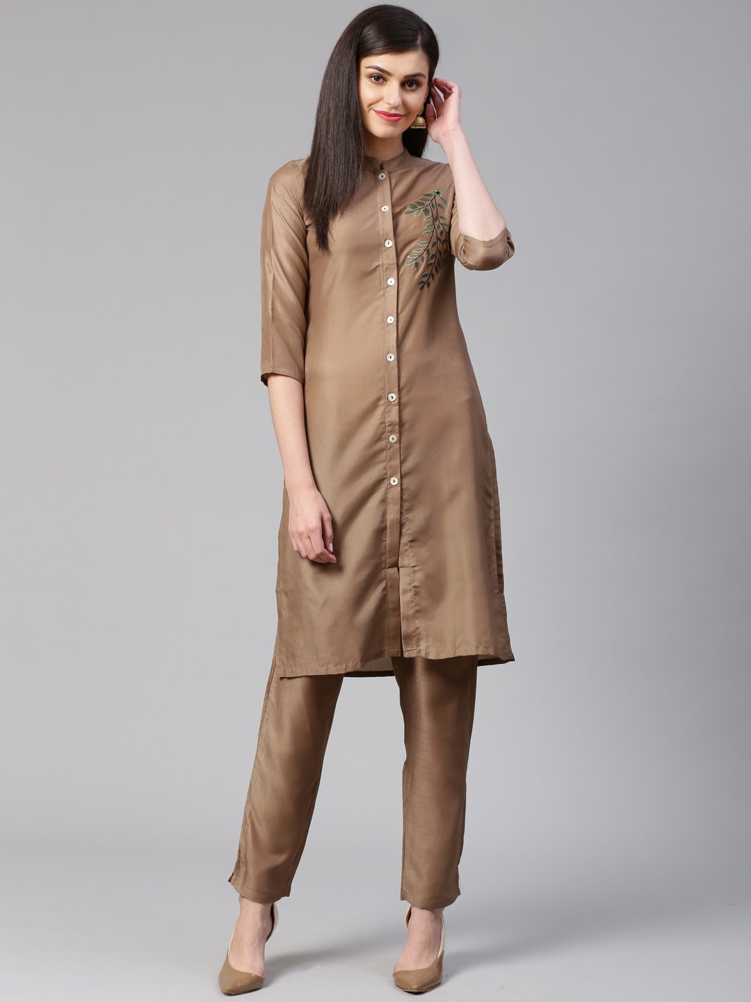 Women's Brown Embroidered Solid Kurta with Trousers - Jompers