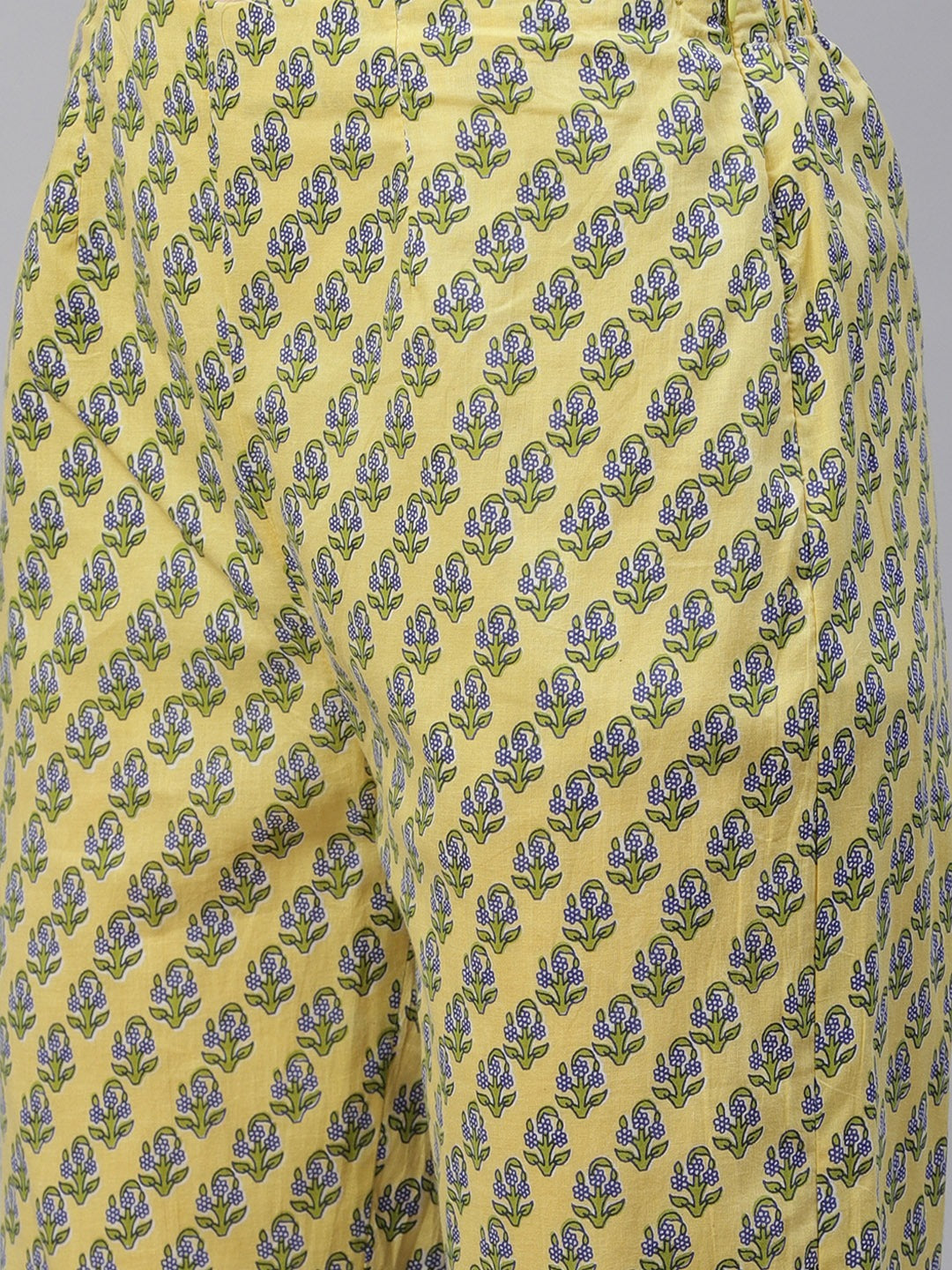 Women's Green Ethnic Motifs Printed Pure Cotton Kurta with Trousers & Dupatta ( JOKS D23G 1401 Green ) - Jompers