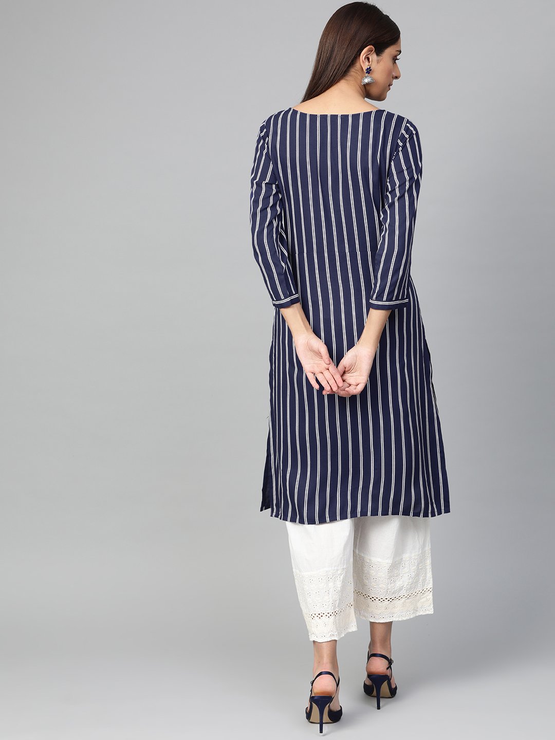 Women's Navy Blue & White Striped Straight Kurta - Jompers