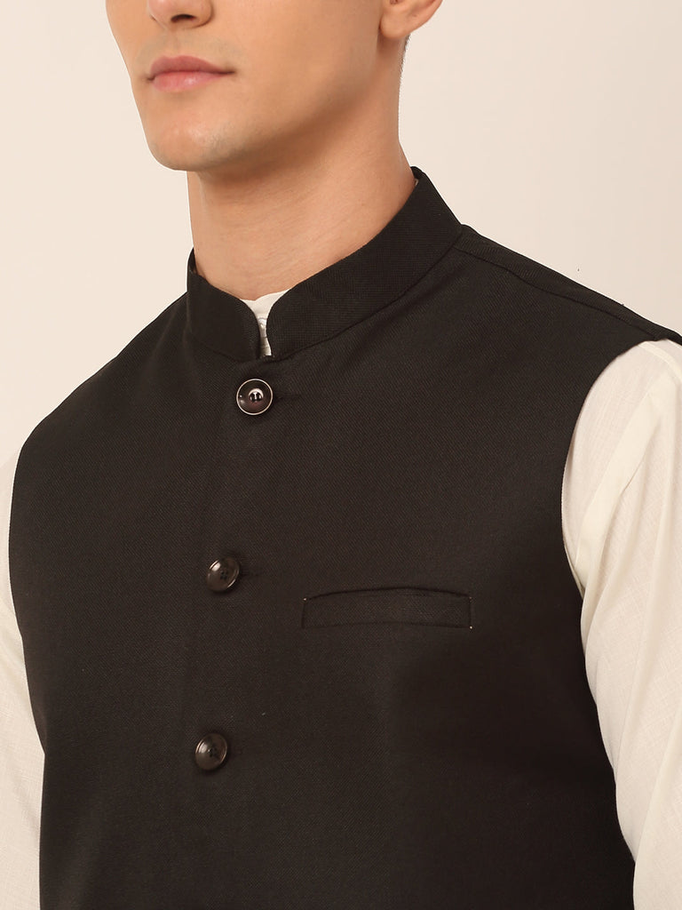 Men's Black Solid Woven Sleeveless Nehru Jackets ( Jowc 4046 Black )