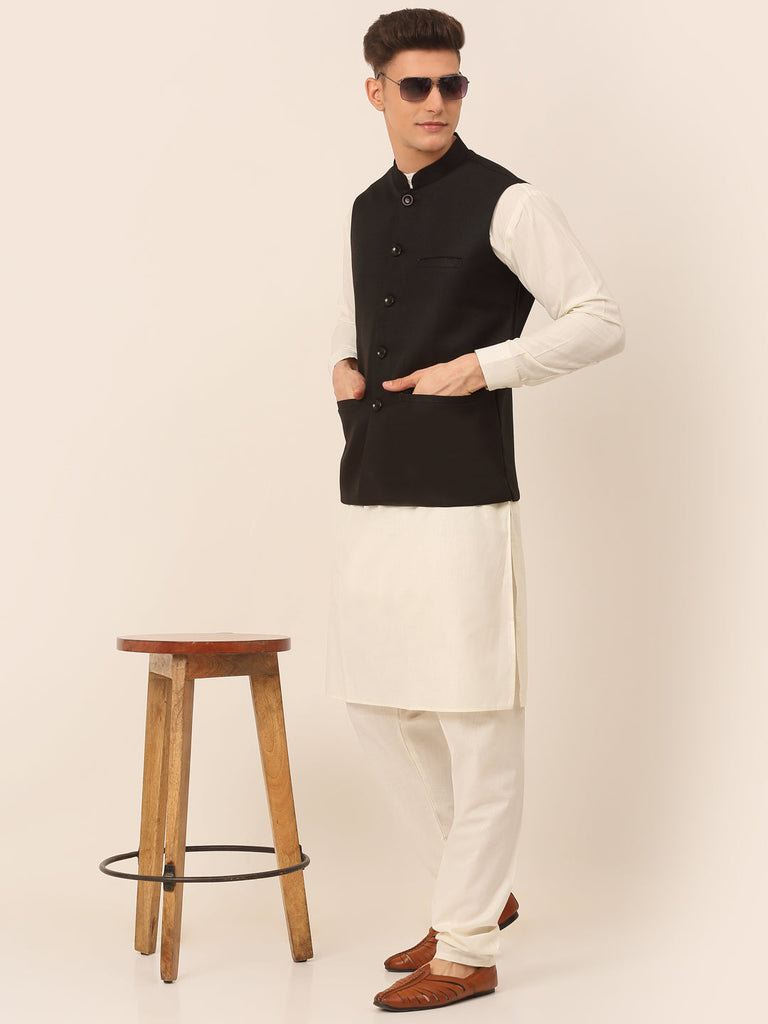 Men's Black Solid Woven Sleeveless Nehru Jackets ( Jowc 4046 Black )