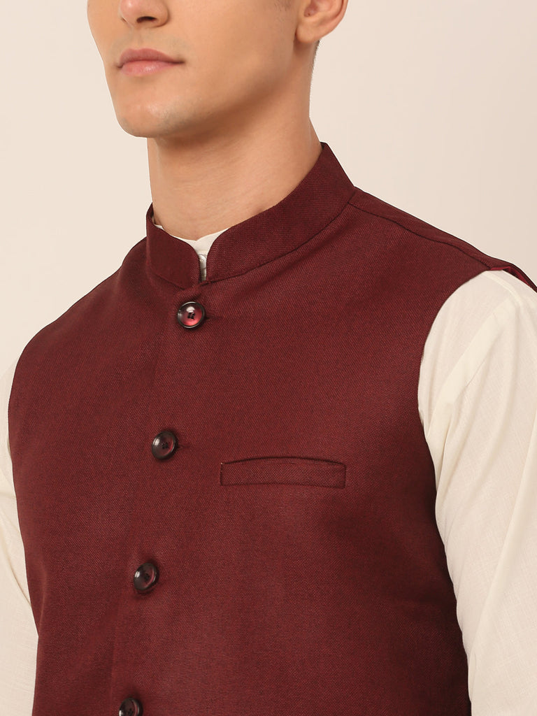 Men's Maroon Solid Woven Sleeveless Nehru Jackets ( Jowc 4046 Maroon )