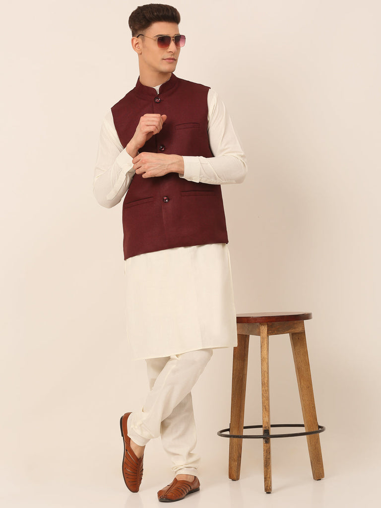 Men's Maroon Solid Woven Sleeveless Nehru Jackets ( Jowc 4046 Maroon )