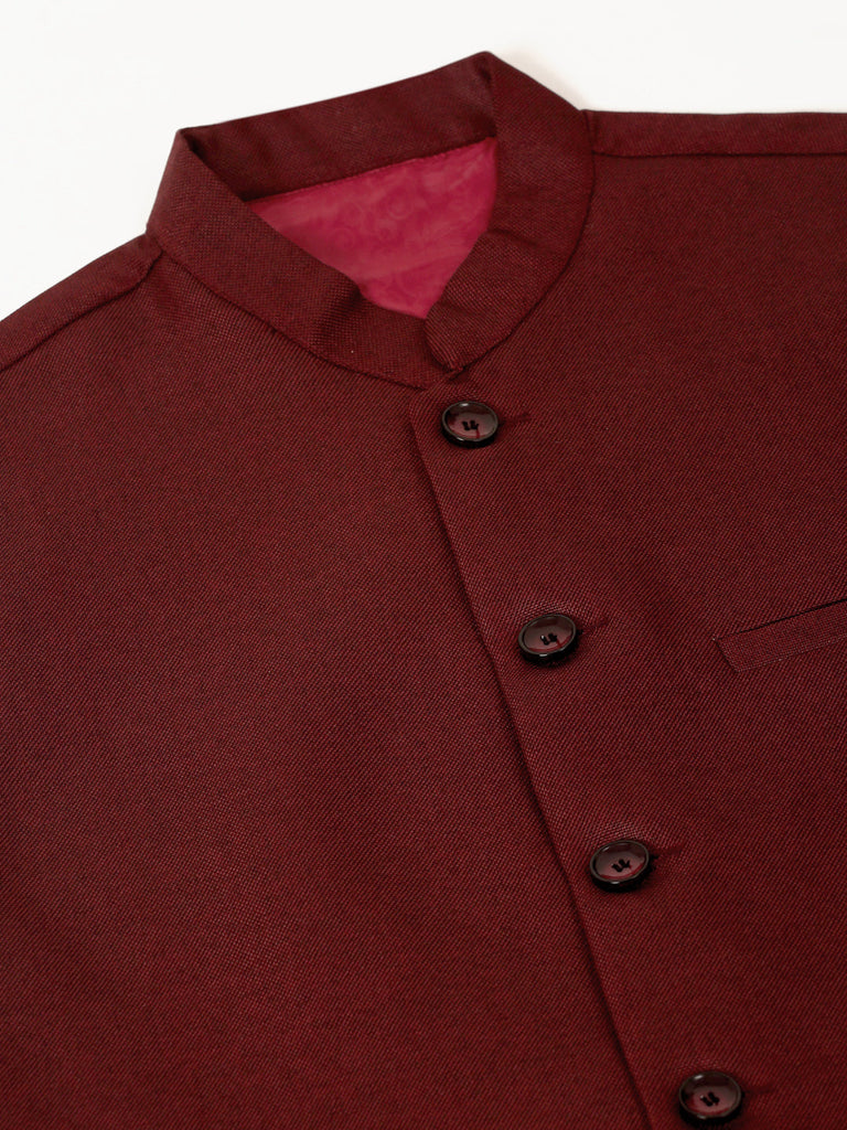Men's Maroon Solid Woven Sleeveless Nehru Jackets ( Jowc 4046 Maroon )