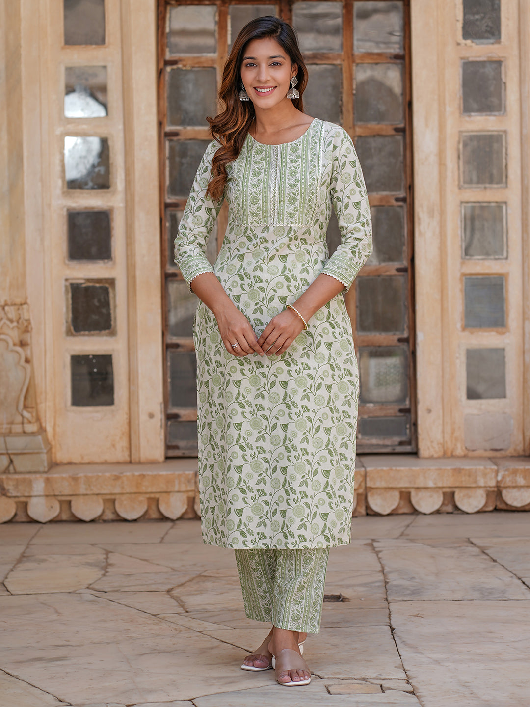 Women's White And Green Pure Cotton Kurta - Jaitpuriya Fashion