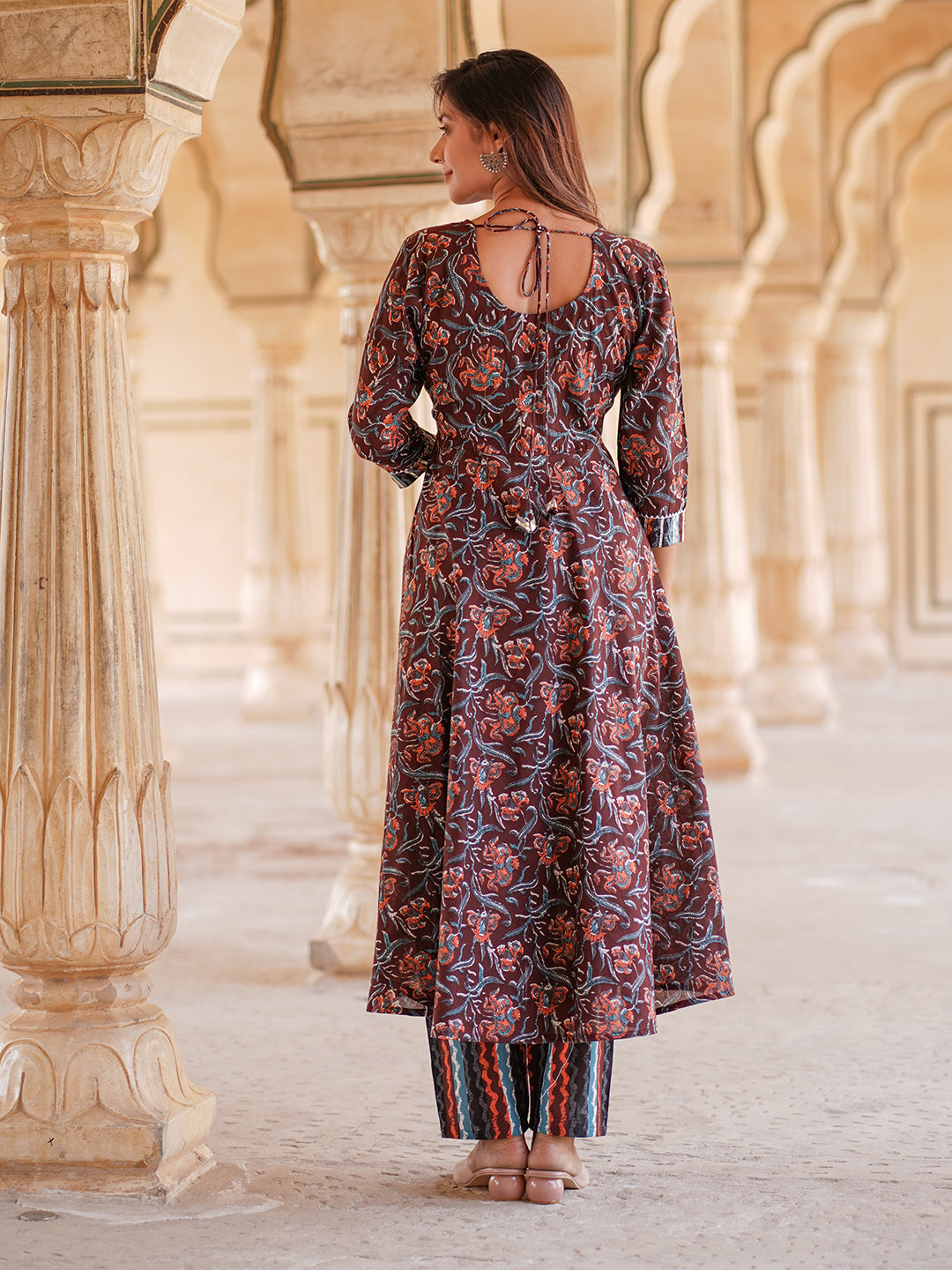 Women's Brown Pure Cotton Kurta - Jaitpuriya Fashion