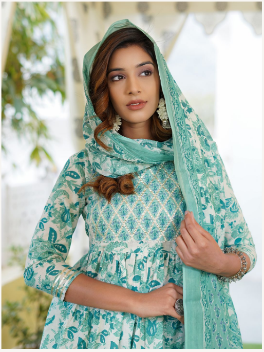 Women's White Cotton Kurta Set