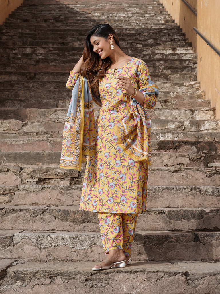 Women's Yellow Cotton Kurta