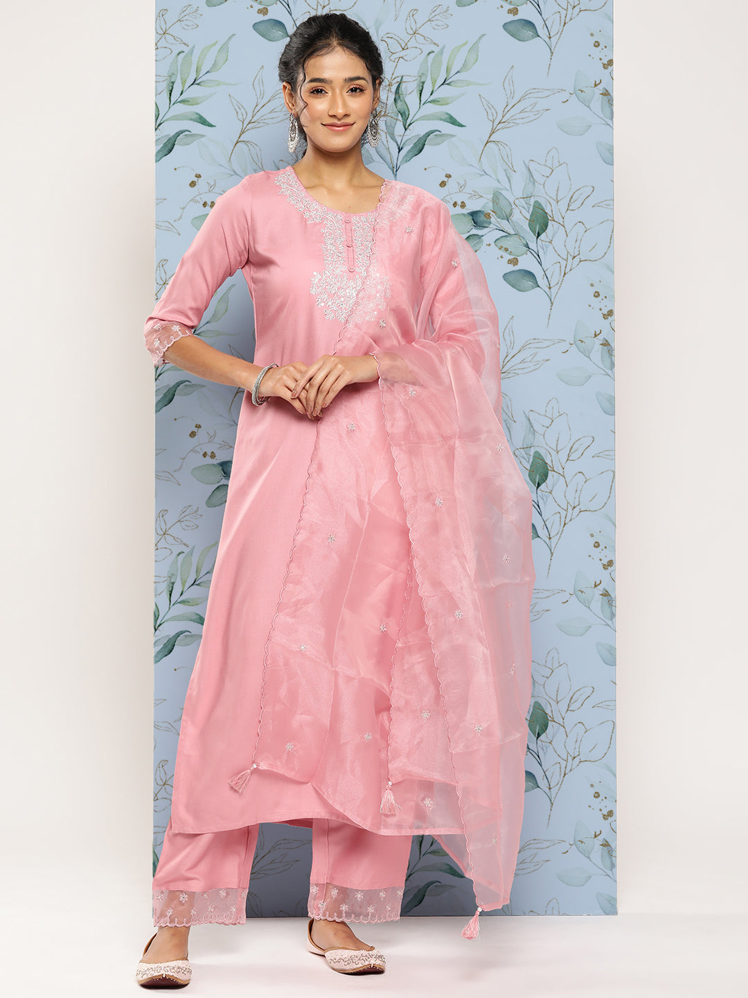 Women's Pink Embroidered Straight Kurta With Palazzo And Net Dupatta - Nayo Clothing