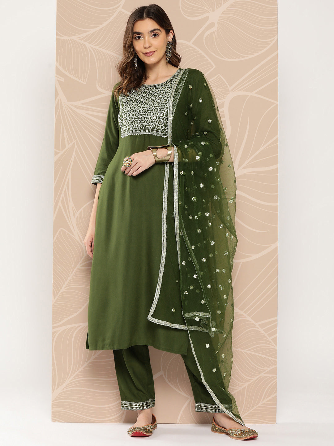 Women's Green Embroidered Straight Kurta With Palazzo And Dupatta - Nayo Clothing
