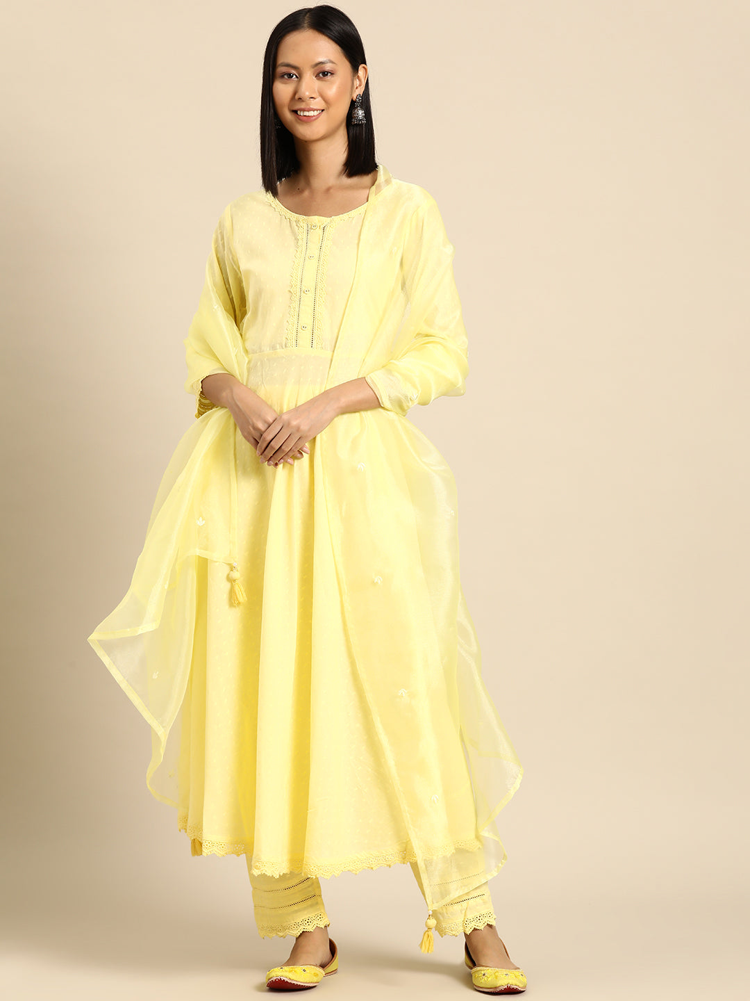 Women's Yellow Lace Detailing Kurta With Trouser And Scalped Dupatta - Taantav