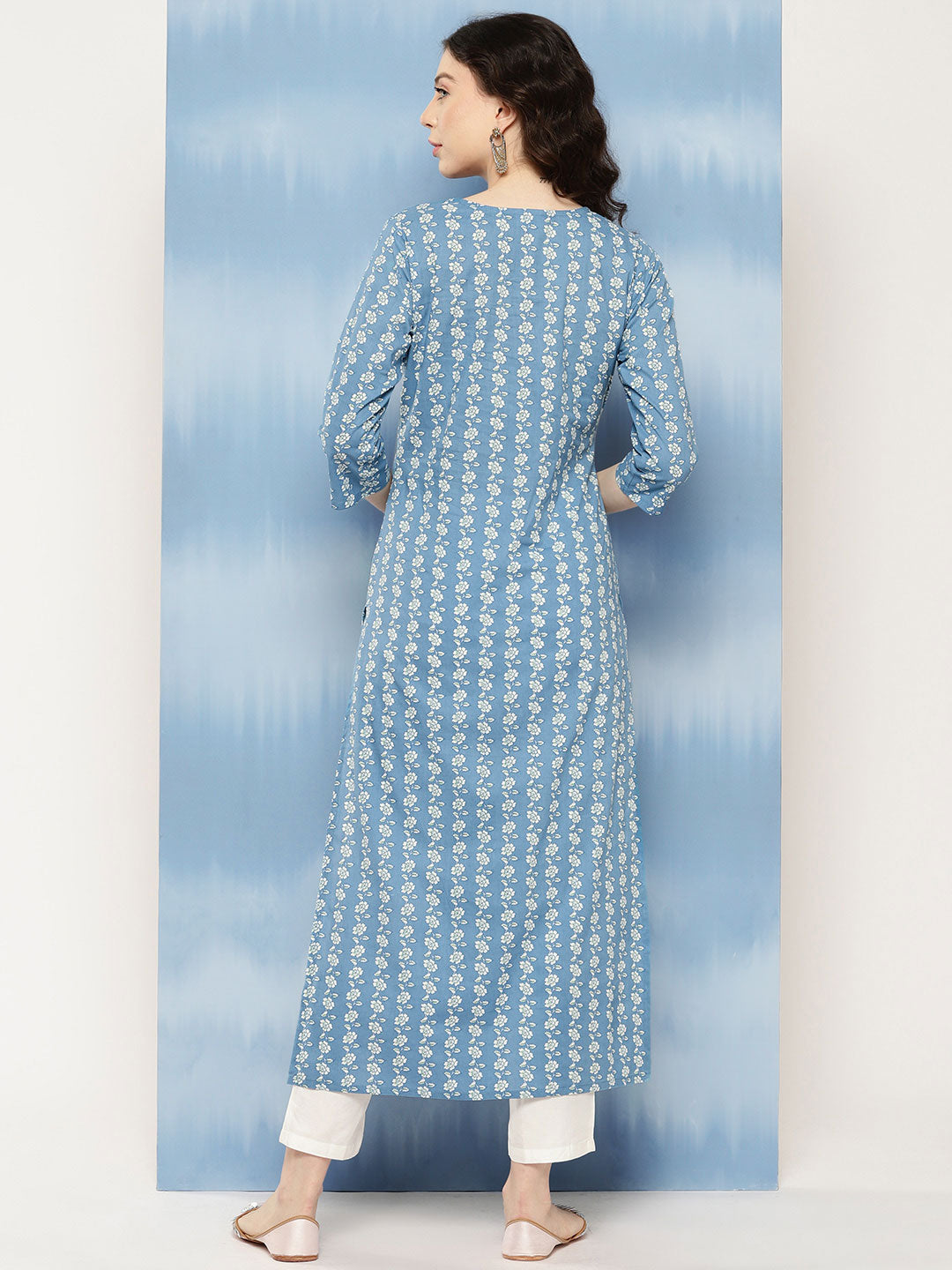 Women's Blue Embroidered Yoke Desgin Straight Kurta - Nayo Clothing