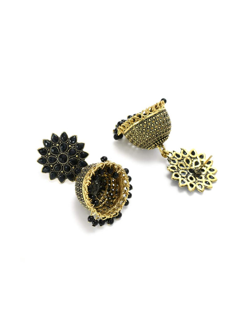 Trendia Kundan work Jhumka with Bkack Pearls Ear
