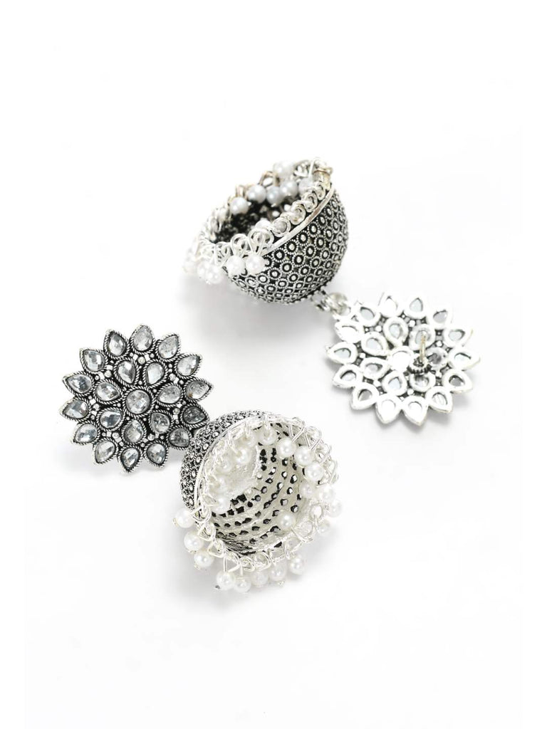 Trendia Silver-Plated White color Kundan wirh Pearls jh